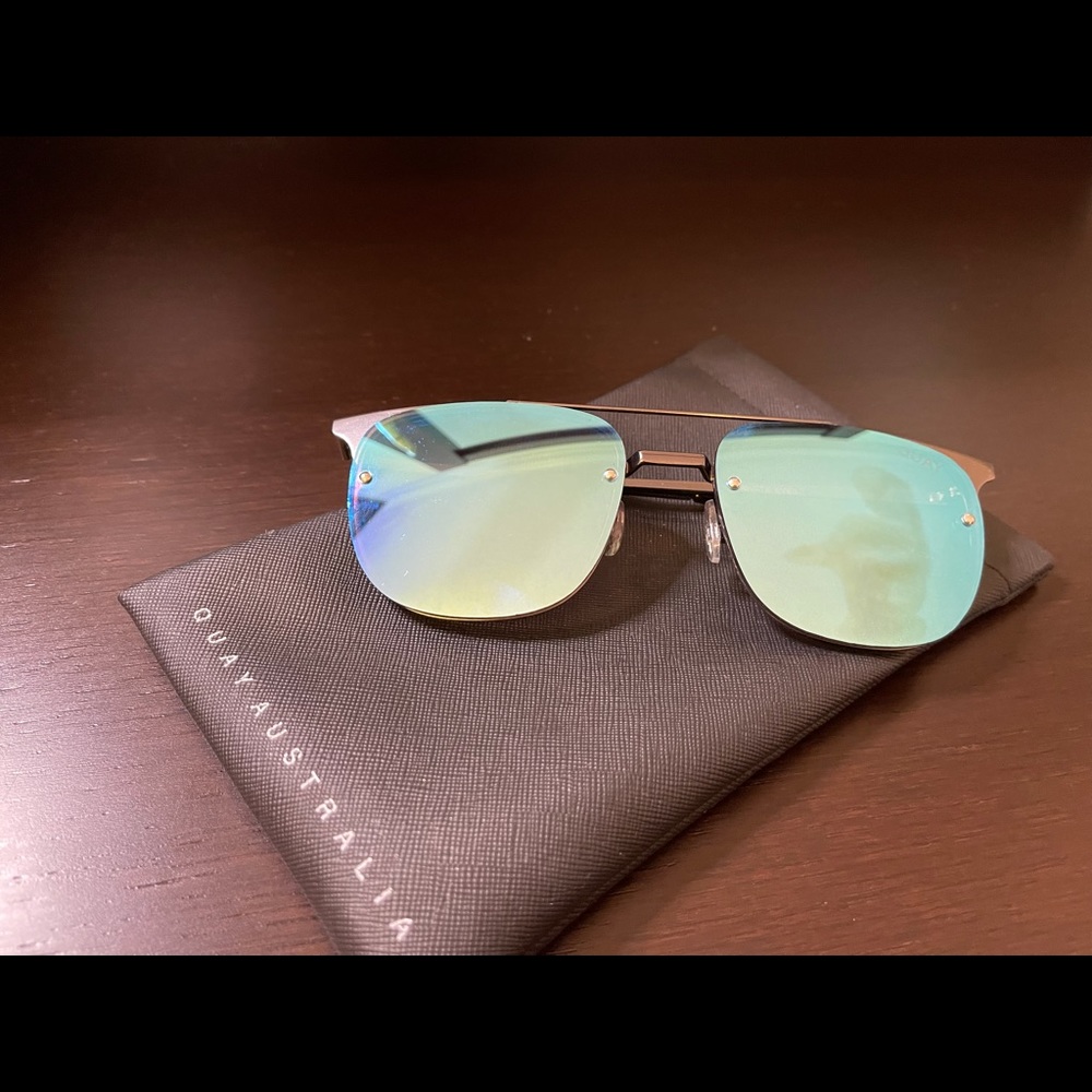 Quay mirrored sunglasses